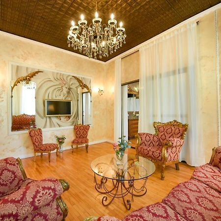 The Museum - Wonderful Super Central Apartment 부쿠레슈티 외부 사진