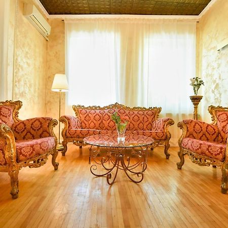 The Museum - Wonderful Super Central Apartment 부쿠레슈티 외부 사진