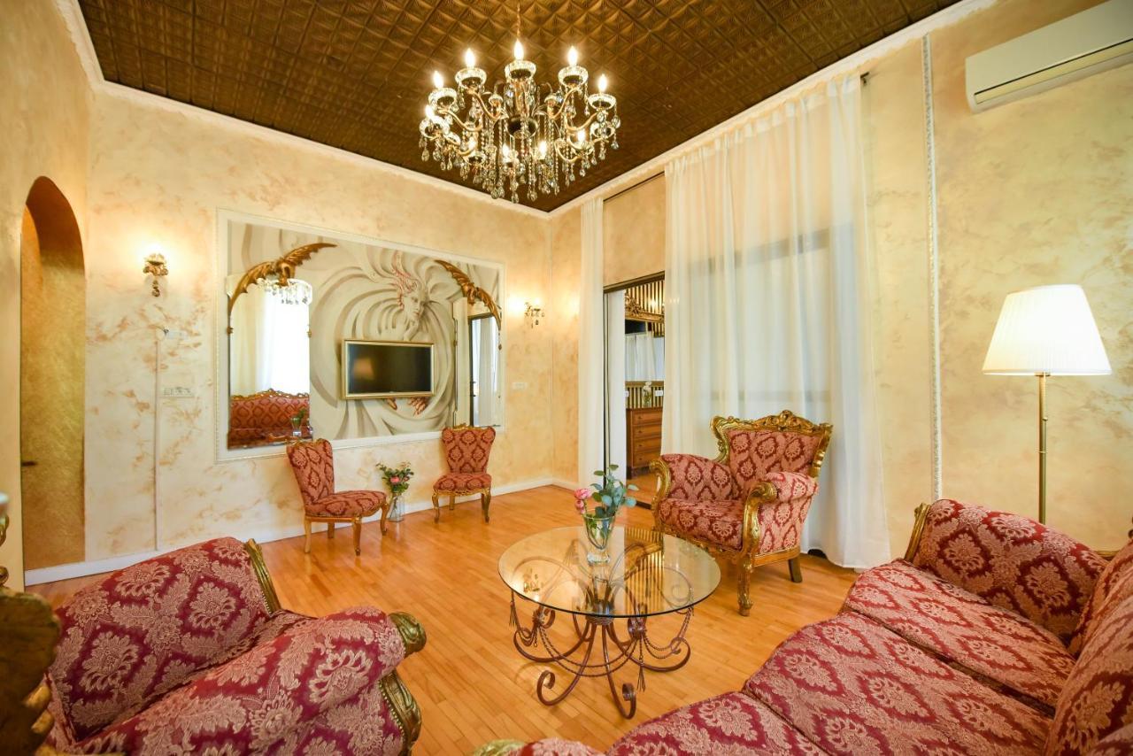The Museum - Wonderful Super Central Apartment 부쿠레슈티 외부 사진