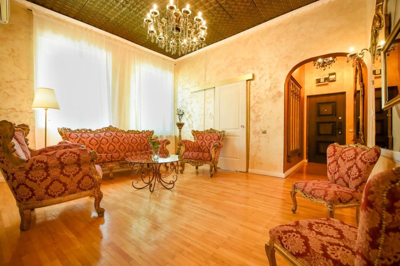 The Museum - Wonderful Super Central Apartment 부쿠레슈티 외부 사진